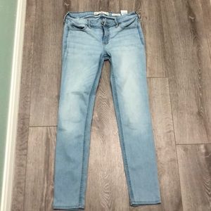 Hollister plain jeans